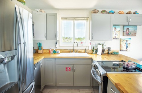 Little Torch Key House | Cozy house on peaceful Little Torch Key with majestic view of Big Pine Channel!