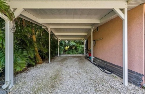 Pine Island Center House | Cozy Island home, pet friendly