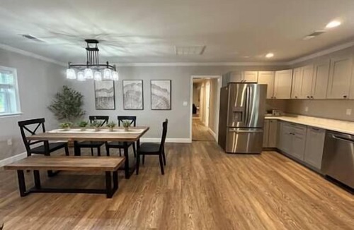 Thomson House | Cozy Lake Home at Raysville