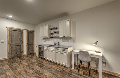 Ellijay Cabin | Cozy lux retreat with VIEWS and hot tub