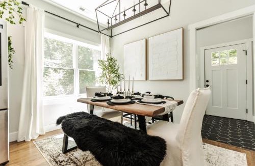 Swannanoa House | Cozy Luxury Treehouse 10 Min To Asheville Mountain Views