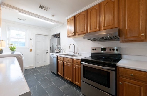 Midtown House | Cozy Midtown cottage, 2.5 miles from Masters