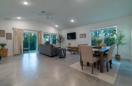 Ocala House | Cozy Modern 3BR Retreat
