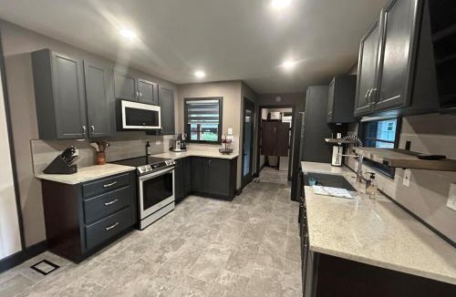 Morrow House | Cozy-modern-home-15-min-from-Atl airport
