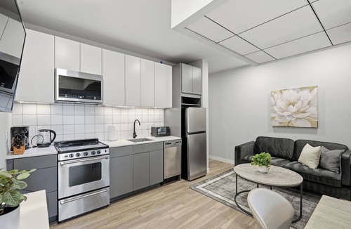 Northern Liberties Apartment | Cozy modern studio in prime area