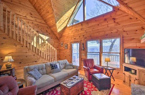 Blairsville House | Cozy Mountain Cabin - Panoramic Mountain Views