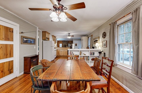 Canton Cabin | Cozy Mountain Lakeside Cabin with hot tub, jon boat + dog friendly