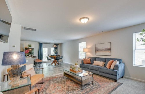 Vass House | 'Cozy Oasis' Vacation Home in Vass w/Gas Grill!
