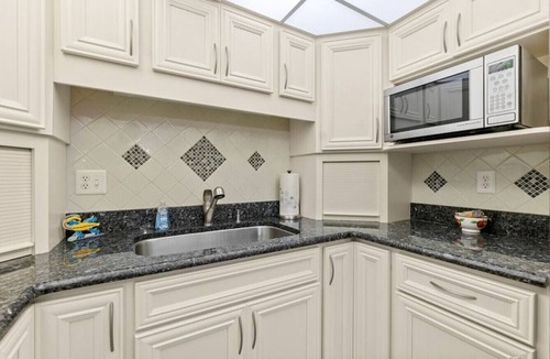 Ormond-by-the-Sea Condo | Cozy Ocean Condo with Pool & More