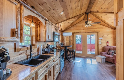 Whittier Cabin | Cozy on a Cloud-Covered Screened Porch - Fire Pit - Mountain View -4WD-AWD