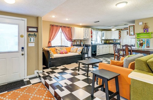 Laguna Beach Cottage | Cozy PCB Cottage ~ 1 Block to Beach!