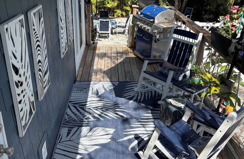 Isles of Capri House | Cozy & Peaceful Capri Cottage – Island Retreat with Boat Parking & More!