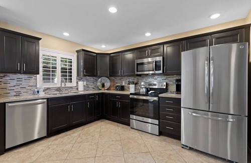 Wilbur-By-The-Sea House | 🏖️Cozy Pet-Friendly Beach Home | 3 Blocks to Beach | Pelican's Cove🏖️