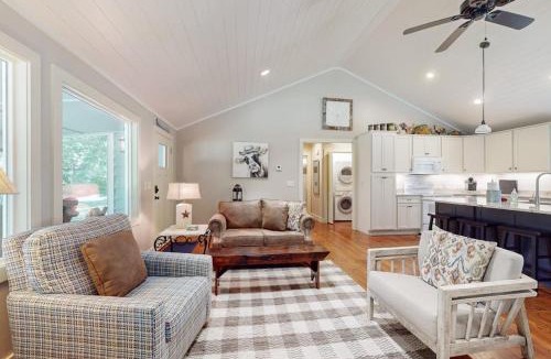 Flat Rock House | Cozy Pines