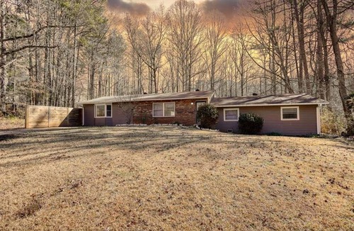 Cliftondale Apartment | Cozy Private Studio near ATL Airport