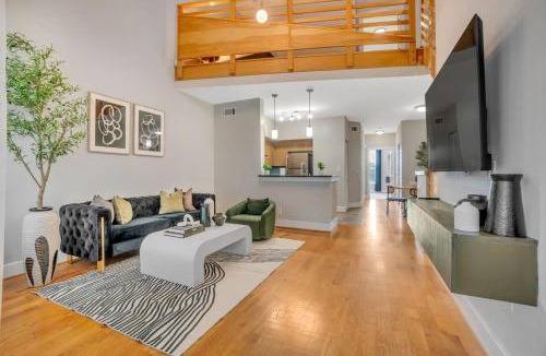Castleberry Hill Apartment | Cozy retreat minutes away from FIFA World Cup