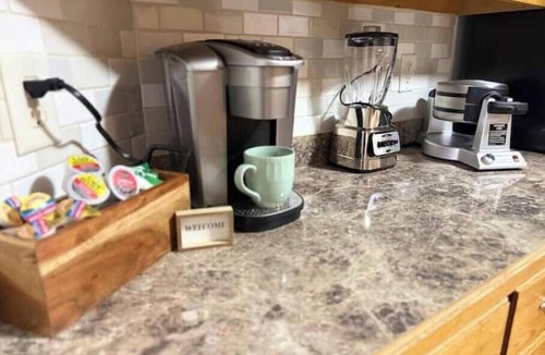 Loganville House | Cozy Retreat Near Atlanta Sleeps 10