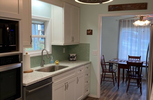 Fair Play House | Cozy Retreat on Lake Hartwell- come enjoy our beautiful sunsets!