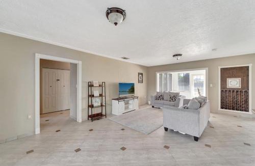 Sarasota House | Cozy Retreat pvt rm Close To Siesta Keys J3A shared home