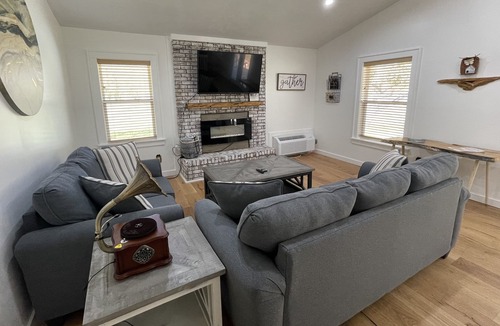 Tuckasegee House | Cozy River Home sitting on 2 acres: located on Tuckasegee River