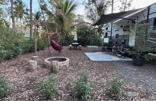 Hunt Club House | Cozy RV with Saltwater Pool & Hot Tub