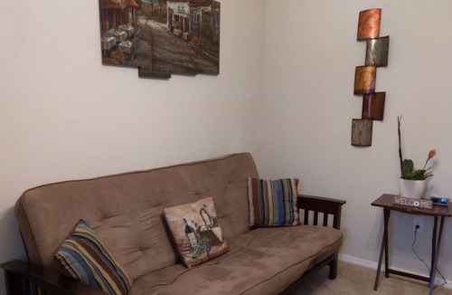Crossville Cabin | Cozy small cabin in quiet, secluded area, with remarkable mountain view