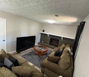 Jonesboro House | Cozy & Spacious Jonesboro Getaway
