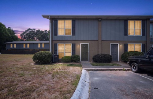 Church Street Apartment | Cozy stay near Atlanta with easy access