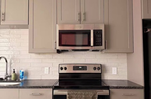 East Side Apartment | Cozy Studio Apt 1.5 Miles to Mercedes Benz Stadium