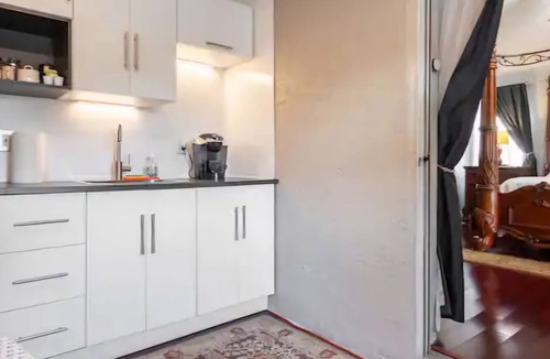 Coconut Creek Apartment | Cozy studio in charming Coconut Creek with WiFi and AC