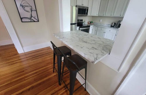 Sans Souci Apartment | Cozy Swamp Rabbit - Sans Souci Greenville Furman
