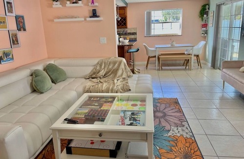 Greater Northdale House | Cozy Tampa Home with Large Heated Pool