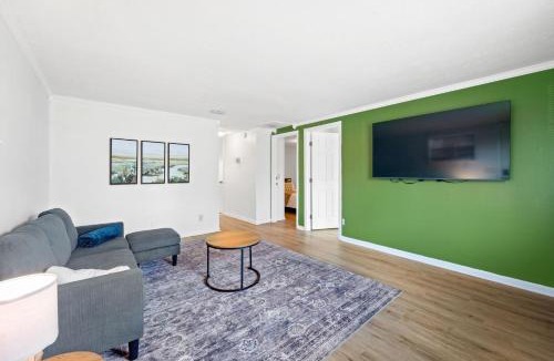 Westside Apartment | cozy three bedroom home in orange park