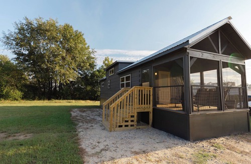 Aiken Cottage | Cozy Tiny Home Cottage in a fantastic Aiken location - rare find