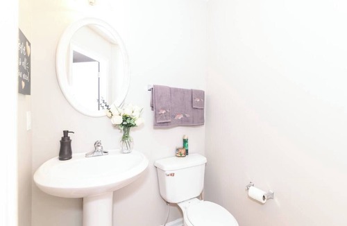 Southwestern House | Cozy townhome with private bedroom and WiFi in fantastic Atlanta