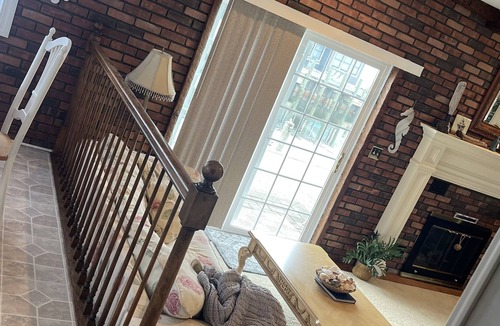 Toms River House | Cozy waterfront home away from home! 7 mins to Jersey shore beaches & boardwalk