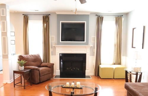 Charlotte House | Cozy, Well-Decorated Home in Quiet University Area