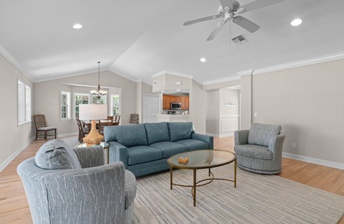Beachview Country Club Estates House | Cozzi Casa: Pool Home With Elevator in Beachview Estates