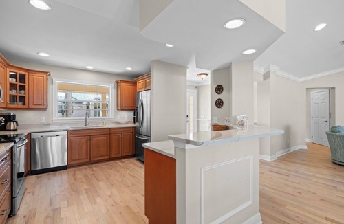 Beachview Country Club Estates House | Cozzi Casa: Pool Home With Elevator in Beachview Estates