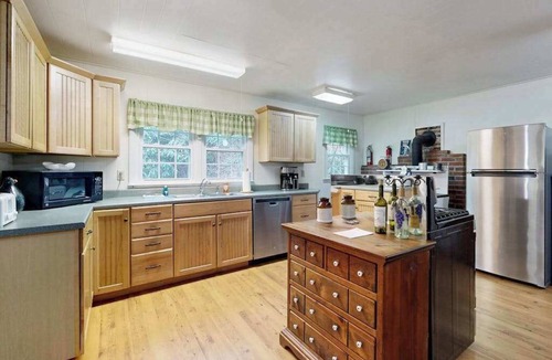 Sylva House | Crackerbox Palace