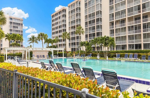 South Island Apartment | Creciente 515, 1 Bedroom, Gulf Front, Elevator, Heated Pool, WiFi, Sleeps 2