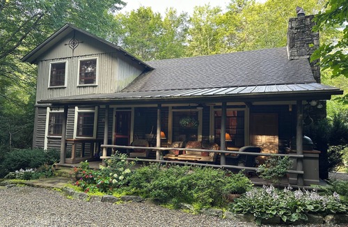 Highlands Cabin | Creek side log cabin in the woods.