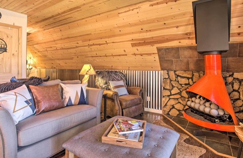 Cashes Valley Cabin | Creekside Blue Ridge Cabin w/ Decks & Grill!