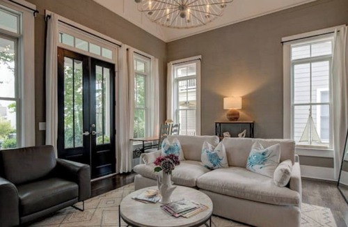Lake Carolina House | Crepe Myrtle Cottage Charming