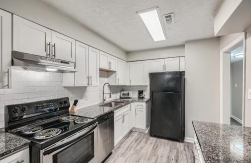 Marietta Apartment | Crest at East Cobb 1830B Comfort spacious 2Bd 2Bt