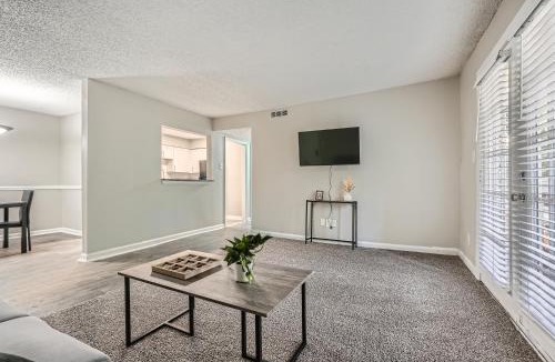 Marietta Apartment | Crest at East Cobb 1830B Comfort spacious 2Bd 2Bt