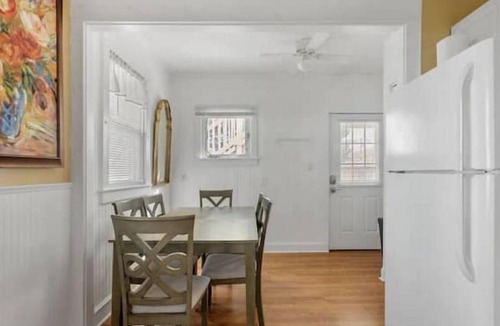 Wildwood Crest Apartment | Crocus by the Sea Charming 3 bedroom 5 minute walk to free beach pet friendly