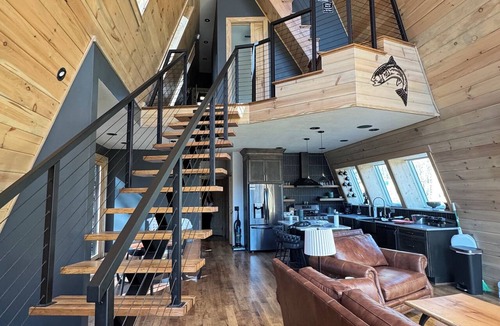 Flippin Cabin | Crooked Creek A-Frame