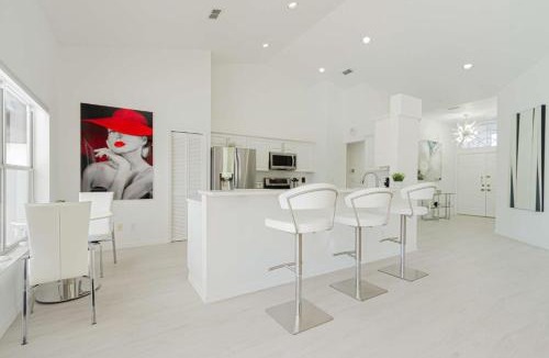 Crown Pointe House | Crown Pointe- Crown Pointe Blvd.,E.