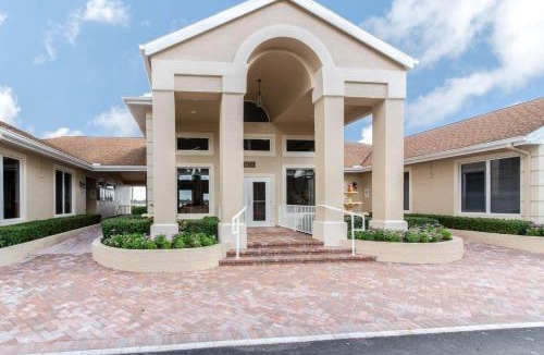 Crown Pointe House | Crown Pointe- Harrogate Ct.